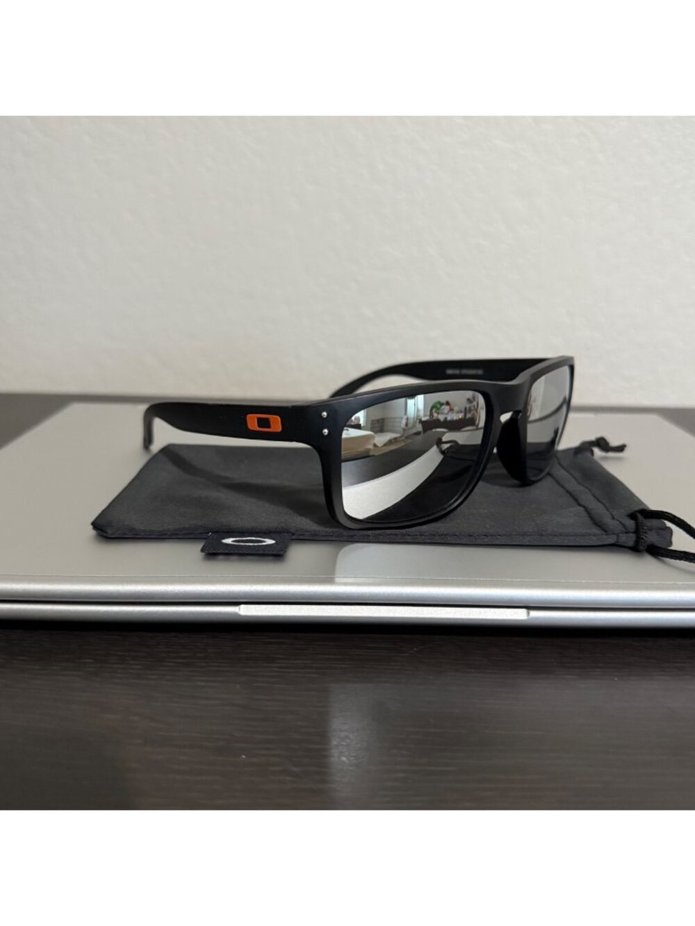 OO9102 Oakley Holbrook Silver Reflective Lenses